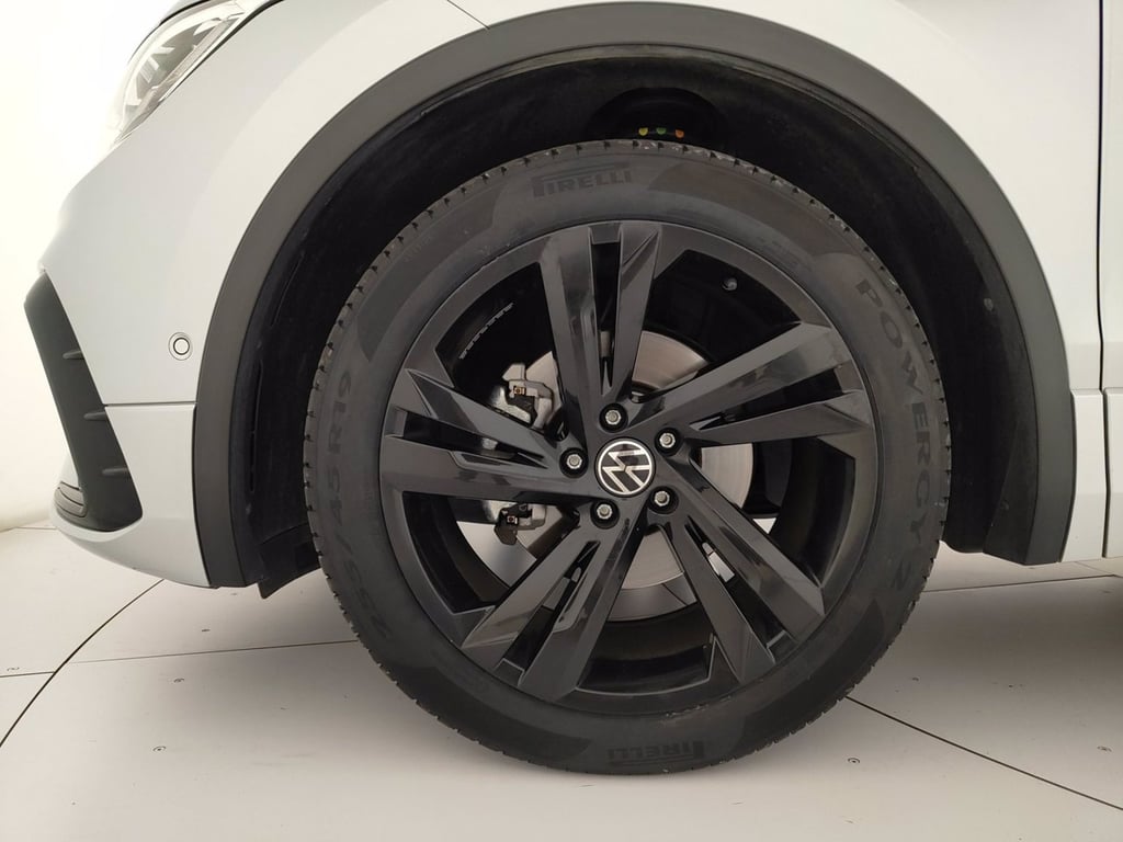 VOLKSWAGEN Tiguan 2.0 tdi r-line 150cv dsg