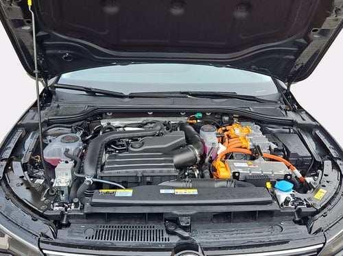 VOLKSWAGEN Golf 1.5 tsi ehybrid life 204cv dsg