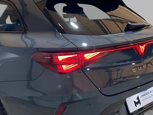 CUPRA Leon sportstourer 1.5 e-hybrid 204cv dsg