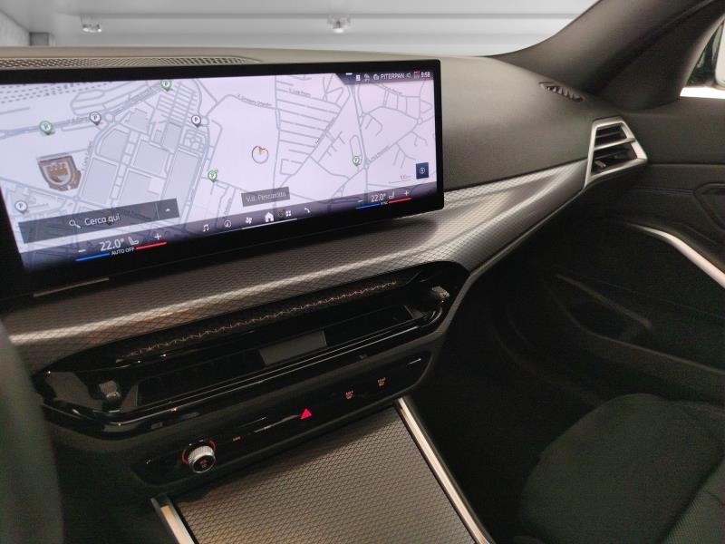 BMW 320d touring mhev 48v xdrive msport auto