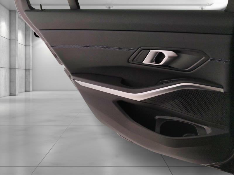 BMW 320d touring mhev 48v xdrive msport auto