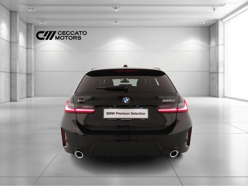 BMW 320d touring mhev 48v xdrive msport auto