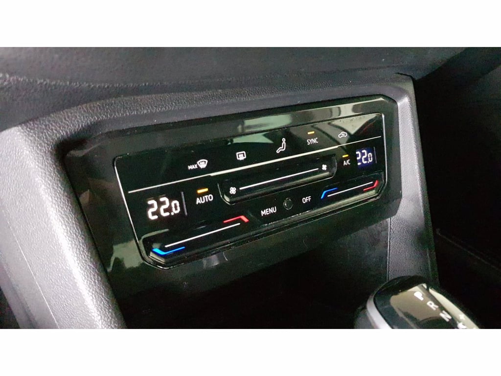 VOLKSWAGEN Tiguan 1.5 tsi elegance 150cv dsg