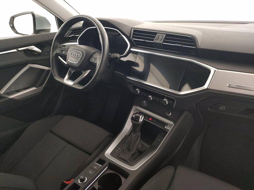 AUDI Q3 35 1.5 tfsi business advanced s-tronic