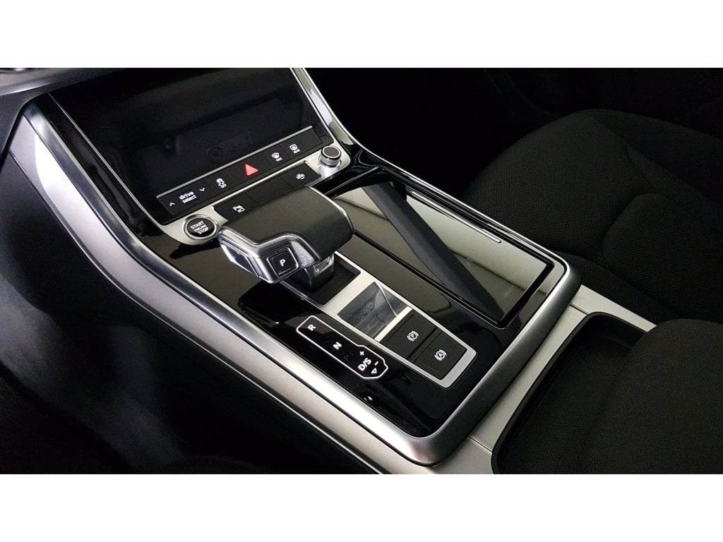 AUDI Q8 45 3.0 tdi mhev quattro tiptronic