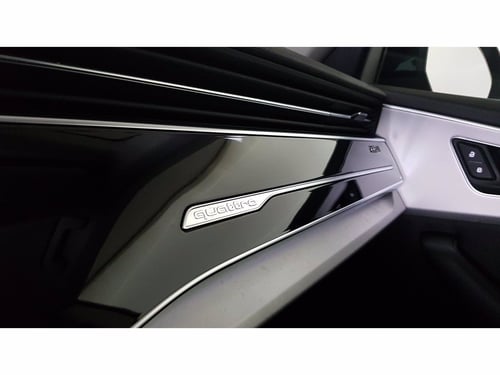 AUDI Q8 45 3.0 tdi mhev quattro tiptronic
