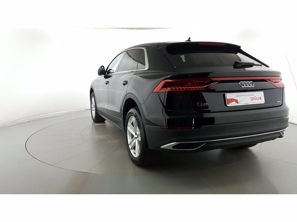 AUDI Q8 45 3.0 tdi mhev quattro tiptronic