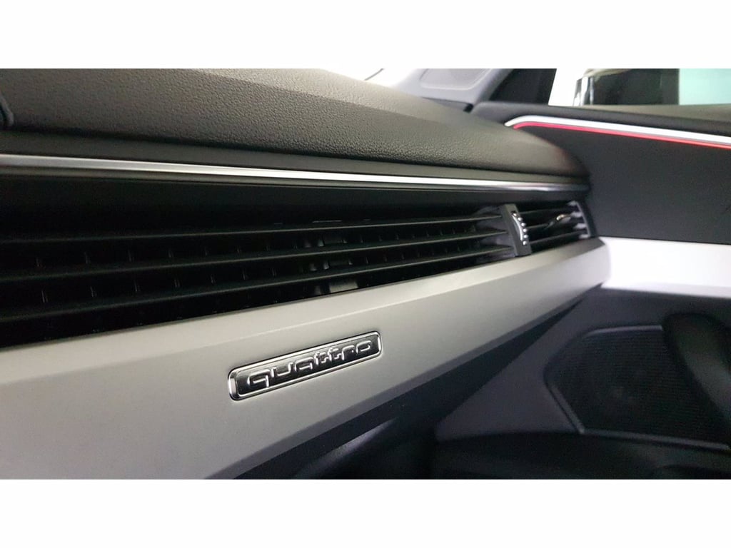 AUDI A4 allroad 40 2.0 tdi mhev identity contrast quattro 204cv s-tronic