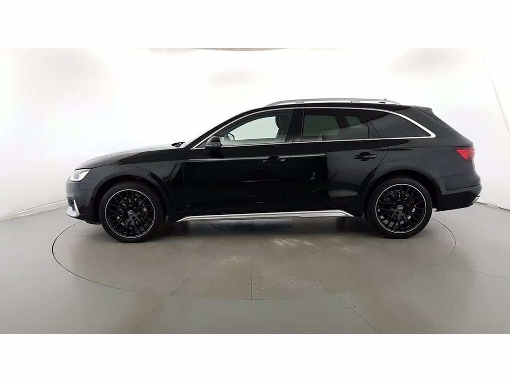 AUDI A4 allroad 40 2.0 tdi mhev identity contrast quattro 204cv s-tronic