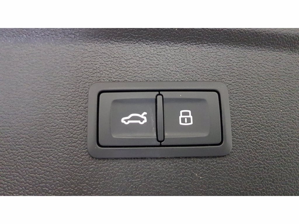 AUDI A3 sportback 2.0 tdi s line edition 150cv s-tronic