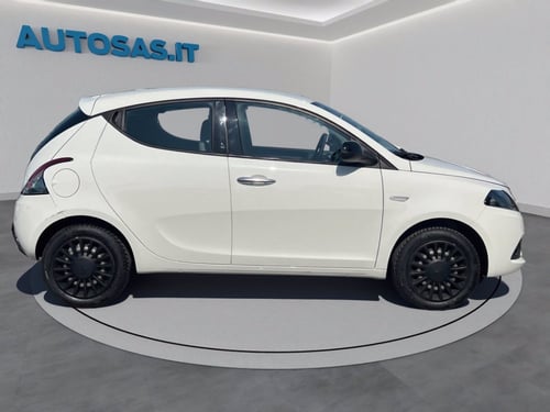 LANCIA Ypsilon 1.0 FireFly 5 porte S&S Hybrid Ecochic Silver