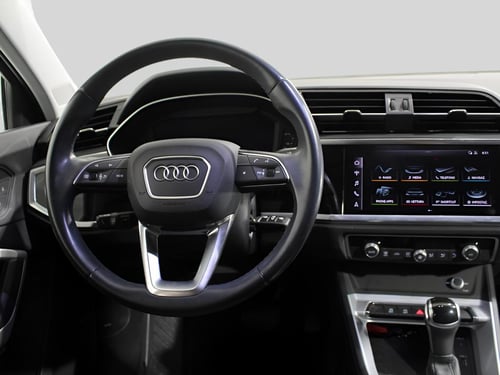 AUDI Q3 35 2.0 tdi business s-tronic
