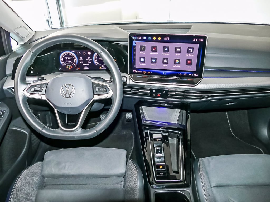 VOLKSWAGEN Golf 2.0 tdi style 150cv dsg