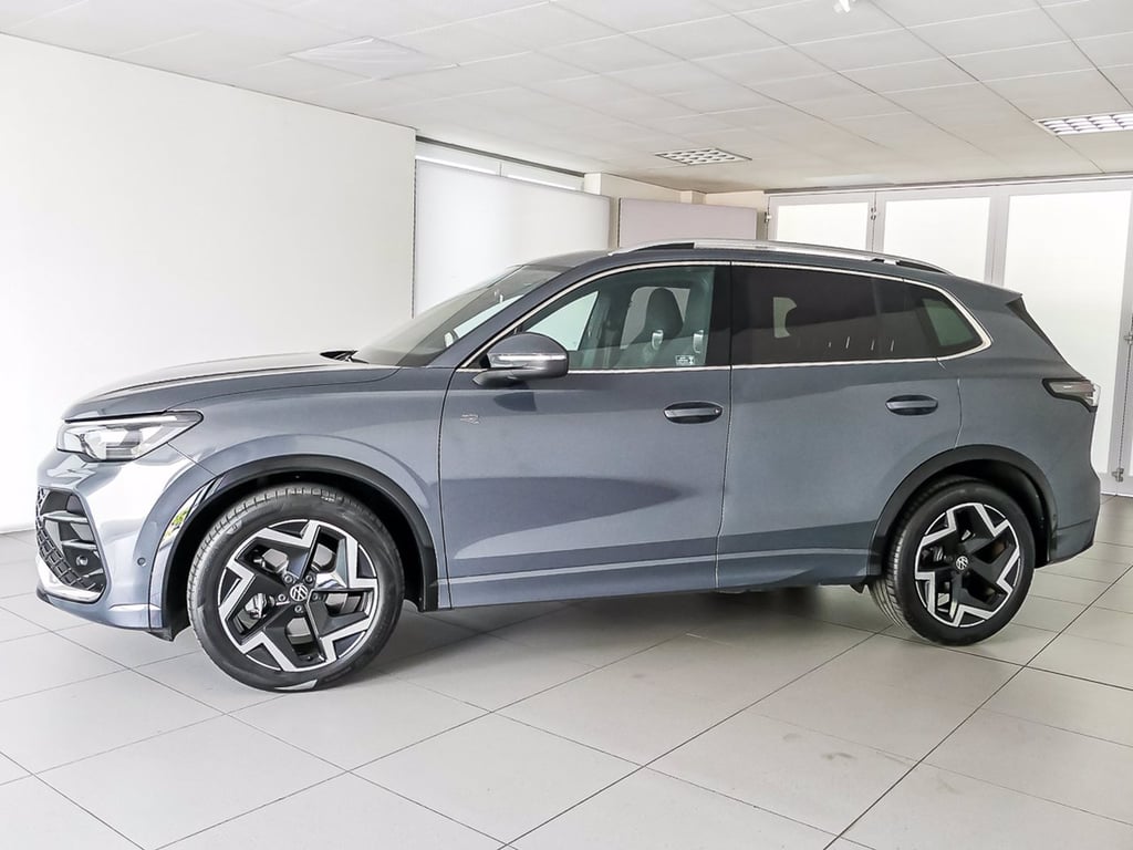 VOLKSWAGEN Tiguan 2.0 tdi r-line 150cv dsg
