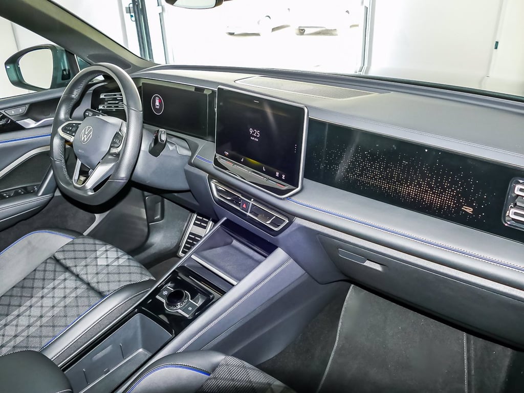 VOLKSWAGEN Tiguan 2.0 tdi r-line 150cv dsg