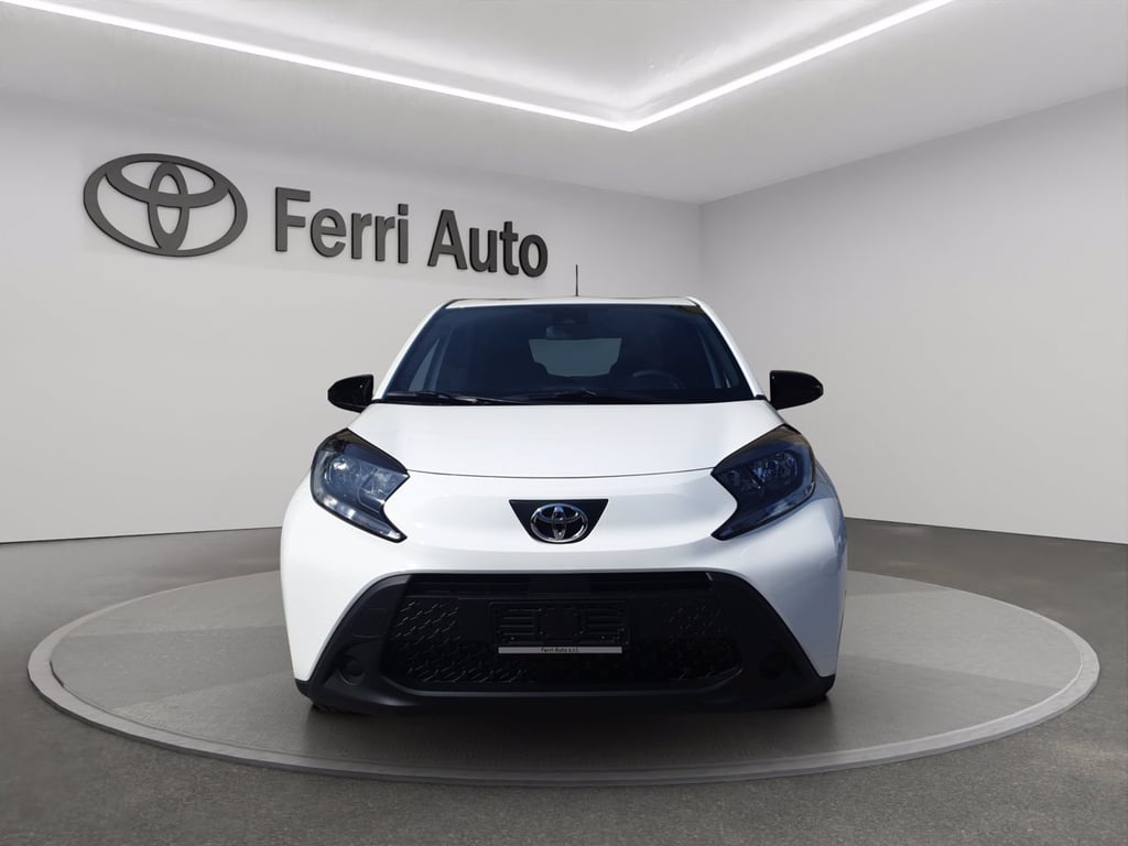 TOYOTA Aygo x 1.0 active 72cv
