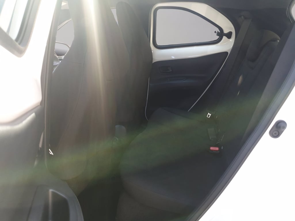 TOYOTA Aygo x 1.0 active 72cv