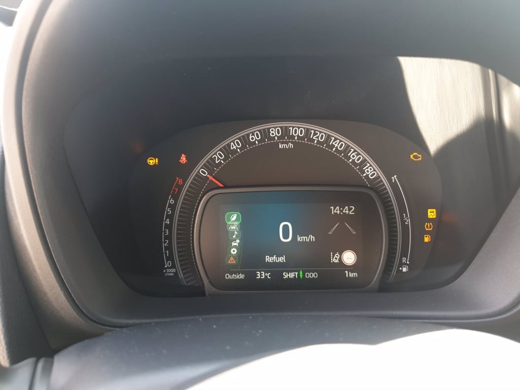 TOYOTA Aygo x 1.0 active 72cv