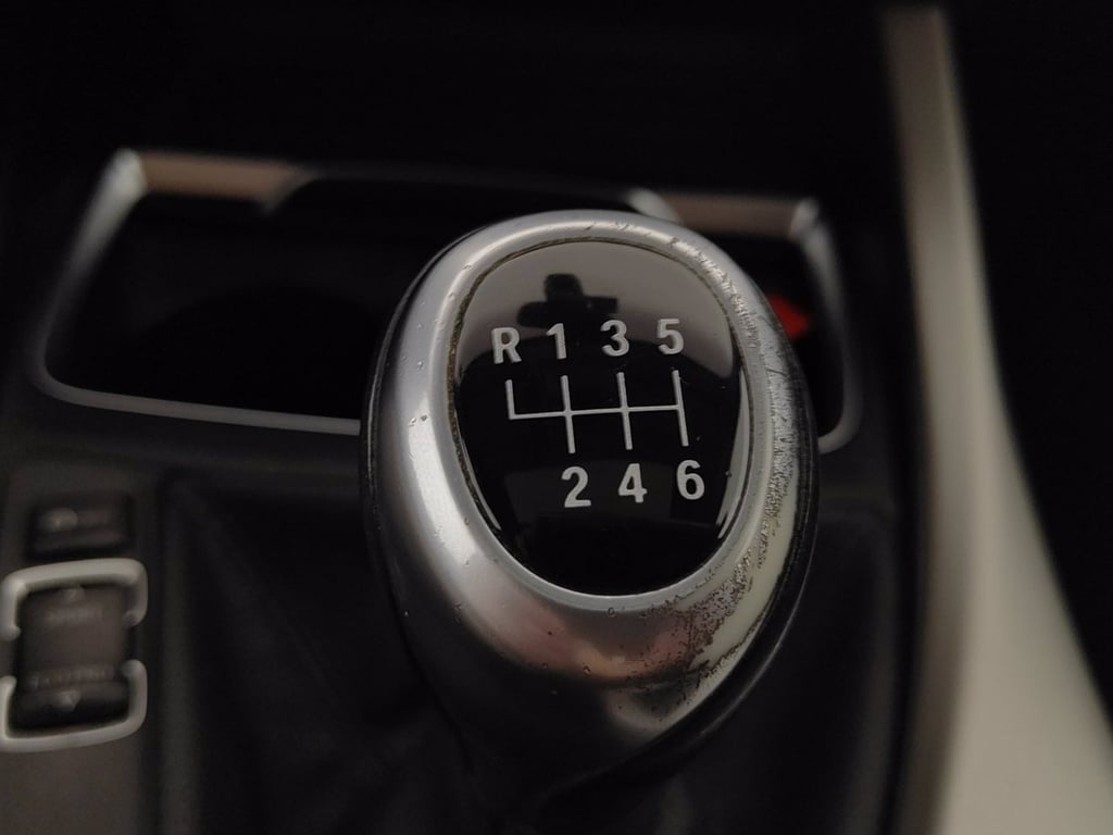 BMW 118i advantage 5p