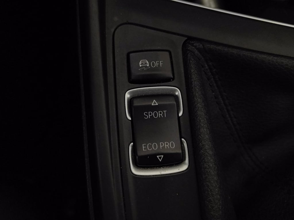 BMW 118i advantage 5p