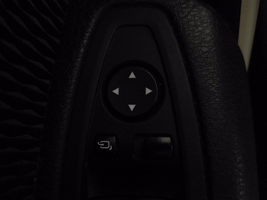 BMW 118i advantage 5p
