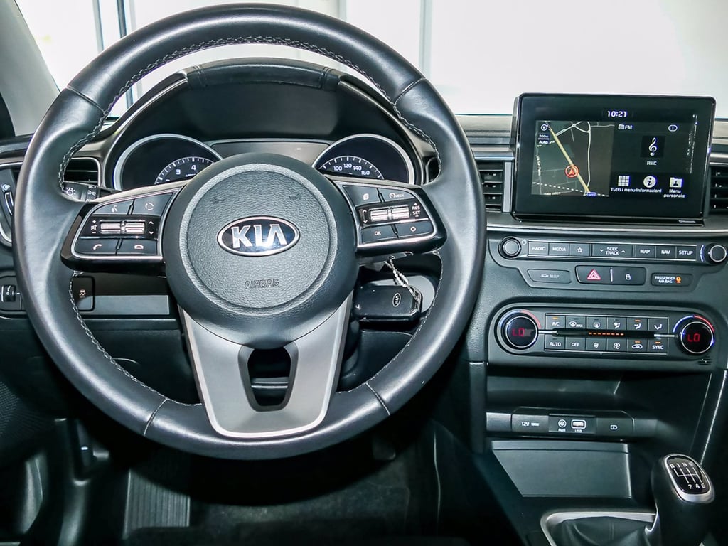 KIA Ceed 5 porte 1.4 t-gdi 140cv business class 2wd