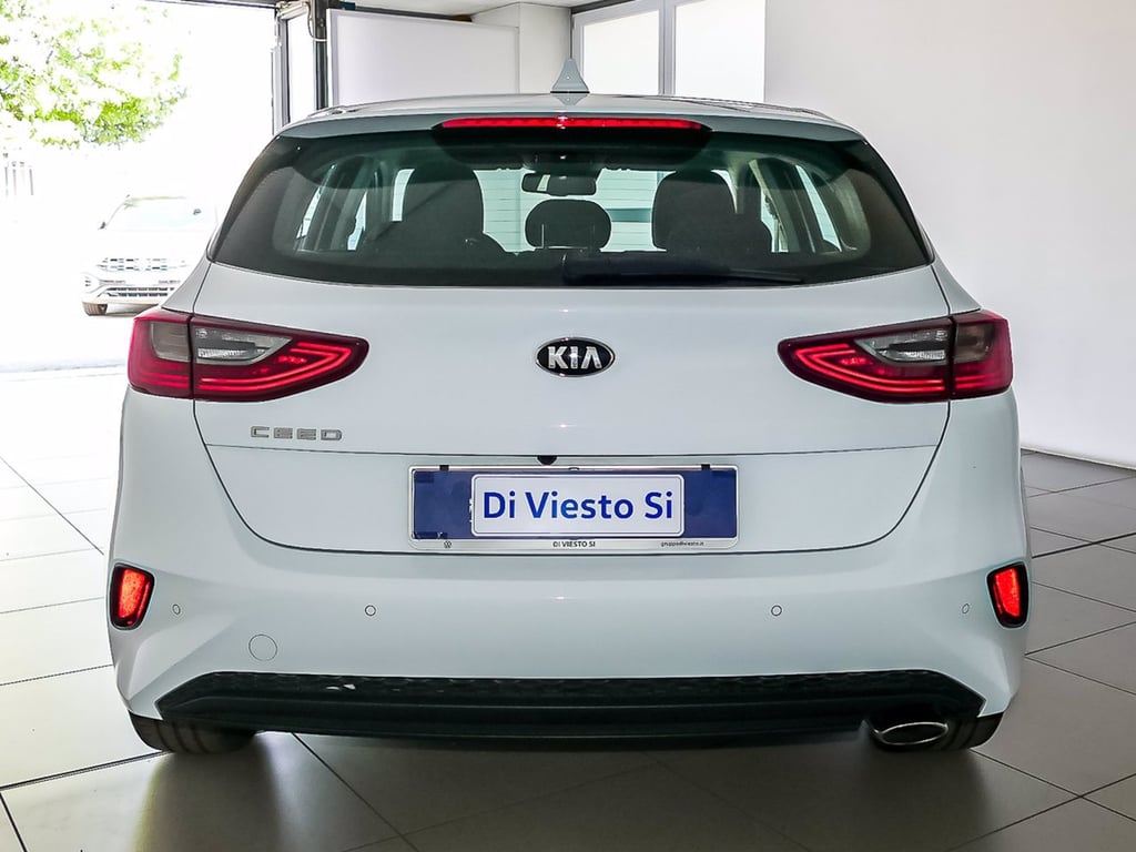 KIA Ceed 5 porte 1.4 t-gdi 140cv business class 2wd
