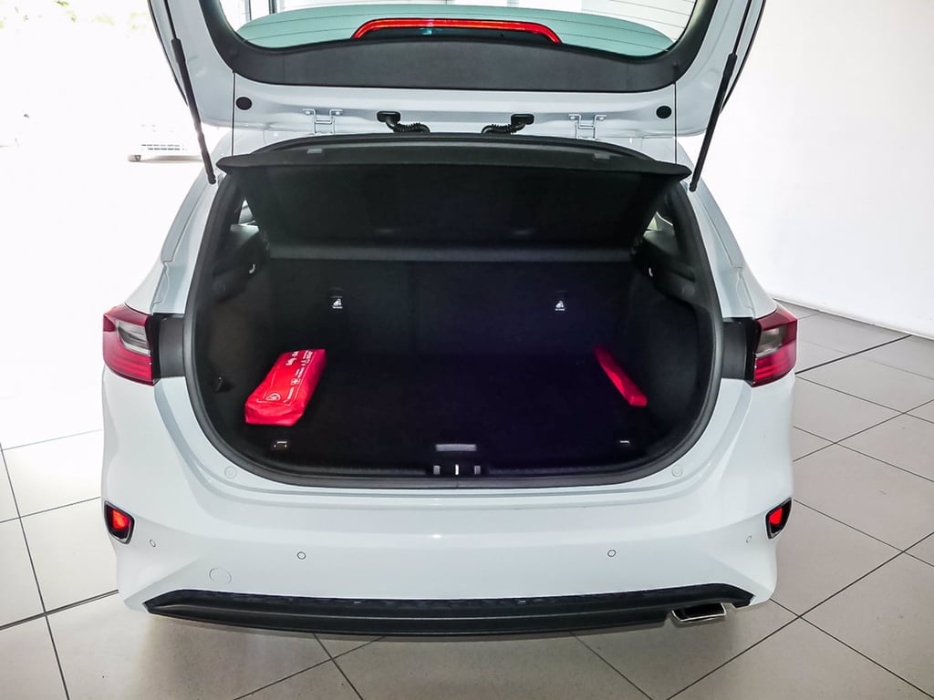 KIA Ceed 5 porte 1.4 t-gdi 140cv business class 2wd