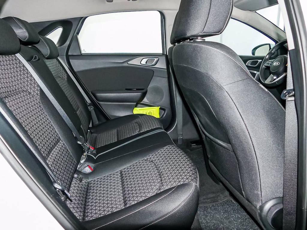 KIA Ceed 5 porte 1.4 t-gdi 140cv business class 2wd