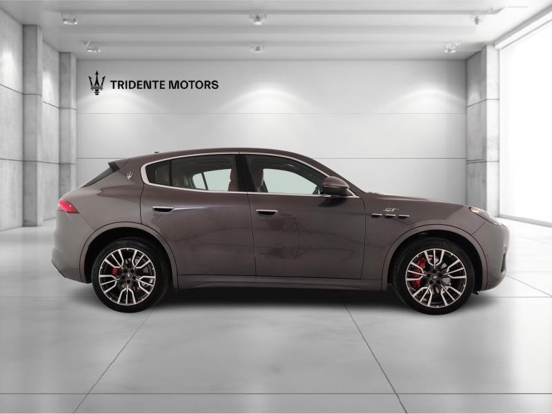 MASERATI Grecale 2.0 mhev gt 300cv auto