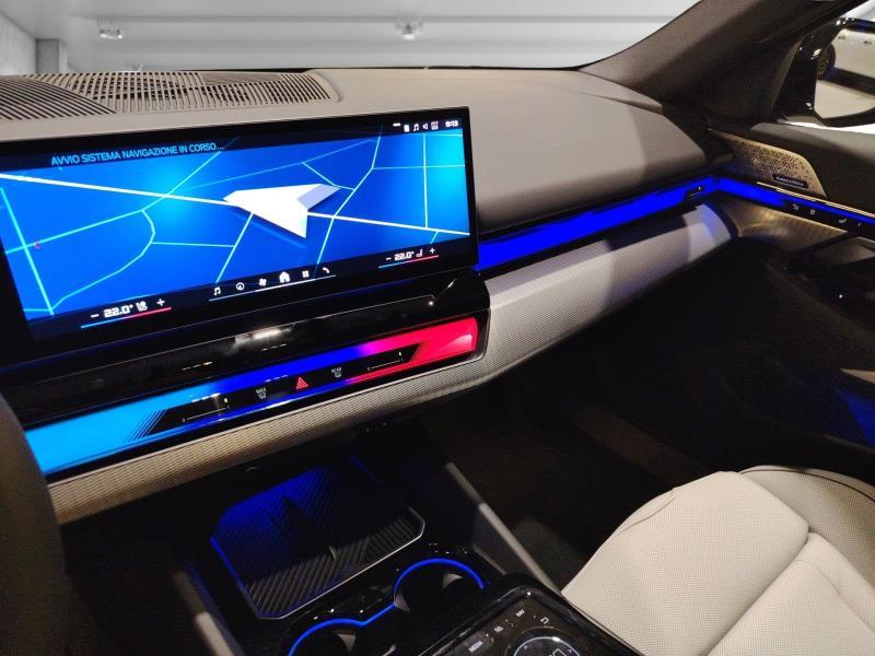 BMW M5 touring 4.4 727cv auto