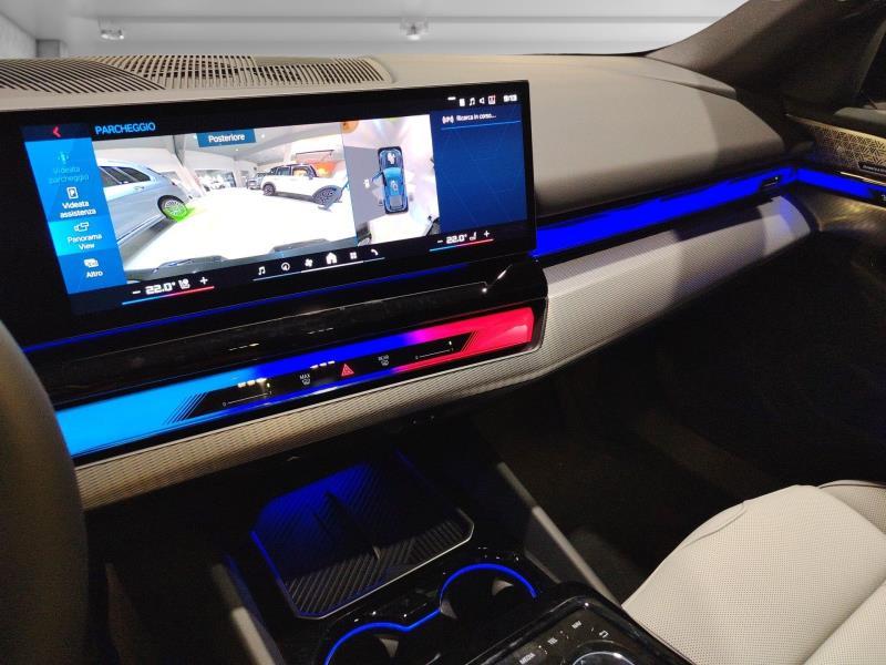 BMW M5 touring 4.4 727cv auto