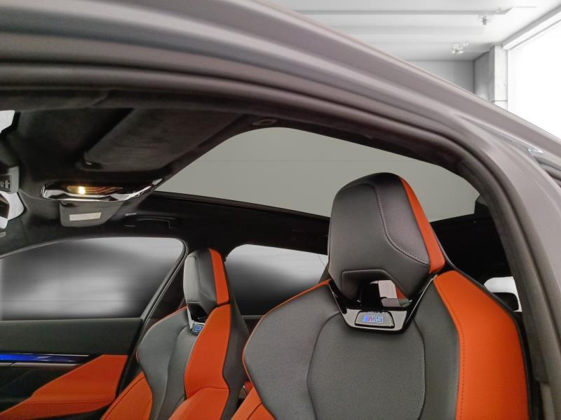 BMW M5 touring 4.4 727cv auto