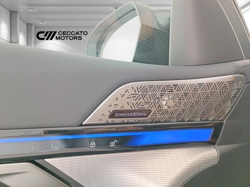 BMW M5 touring 4.4 727cv auto