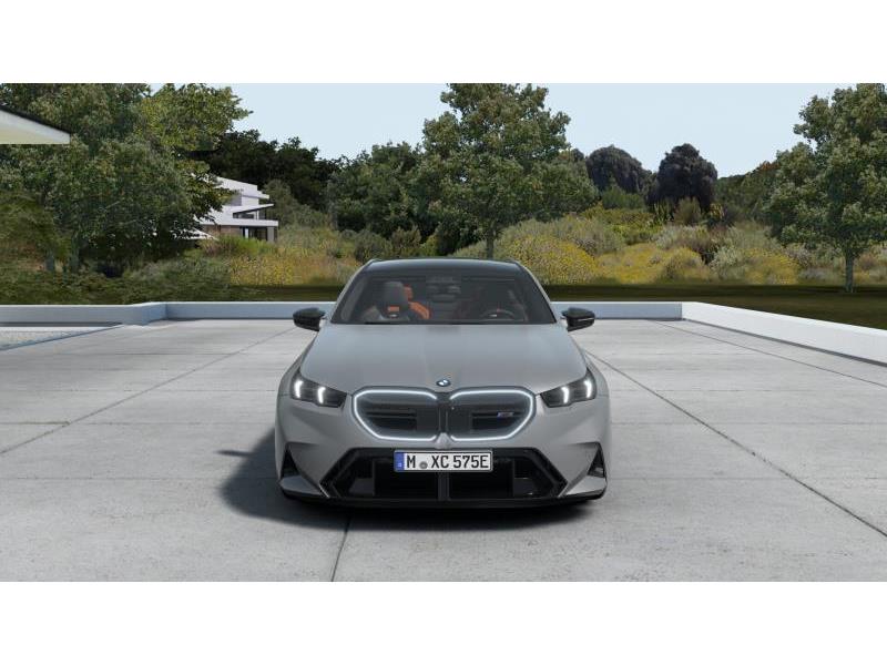 BMW M5 touring 4.4 727cv auto