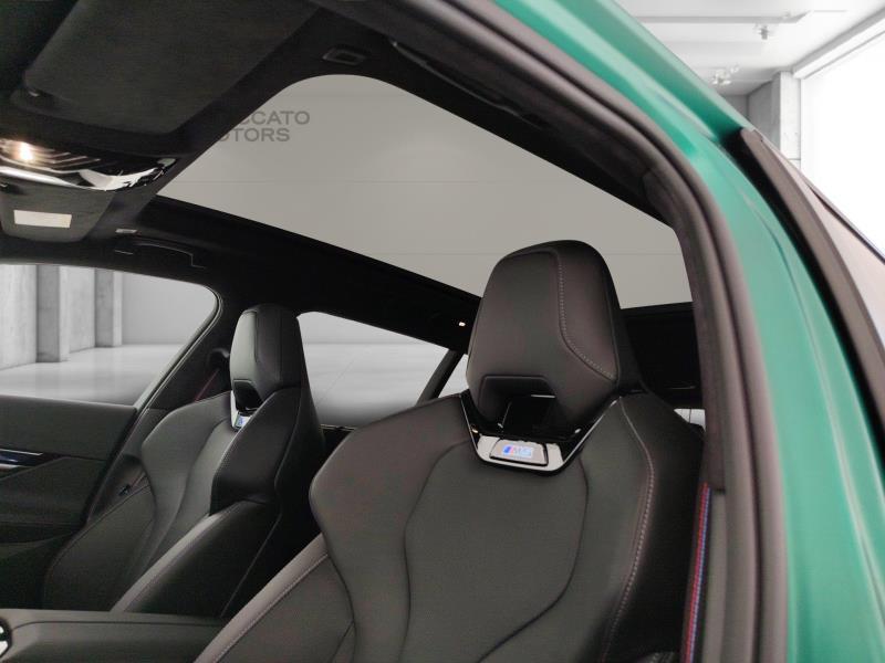 BMW M5 touring 4.4 727cv auto