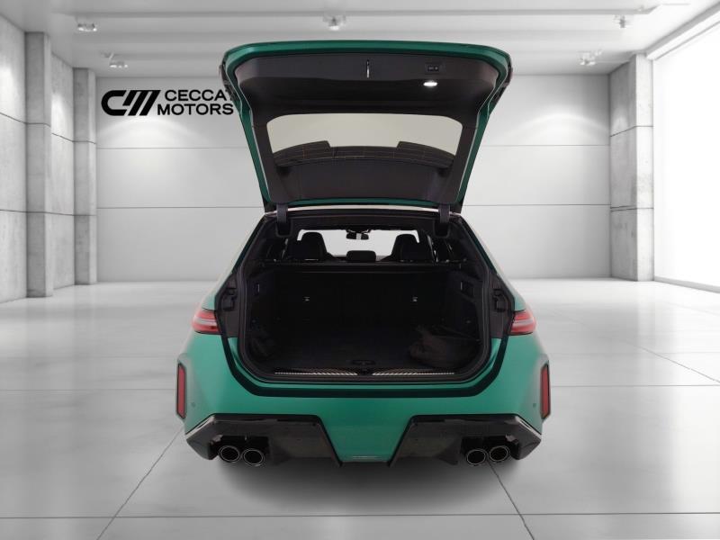 BMW M5 touring 4.4 727cv auto