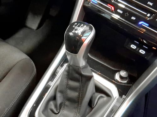 VOLKSWAGEN T-roc 1.0 tsi life 110cv