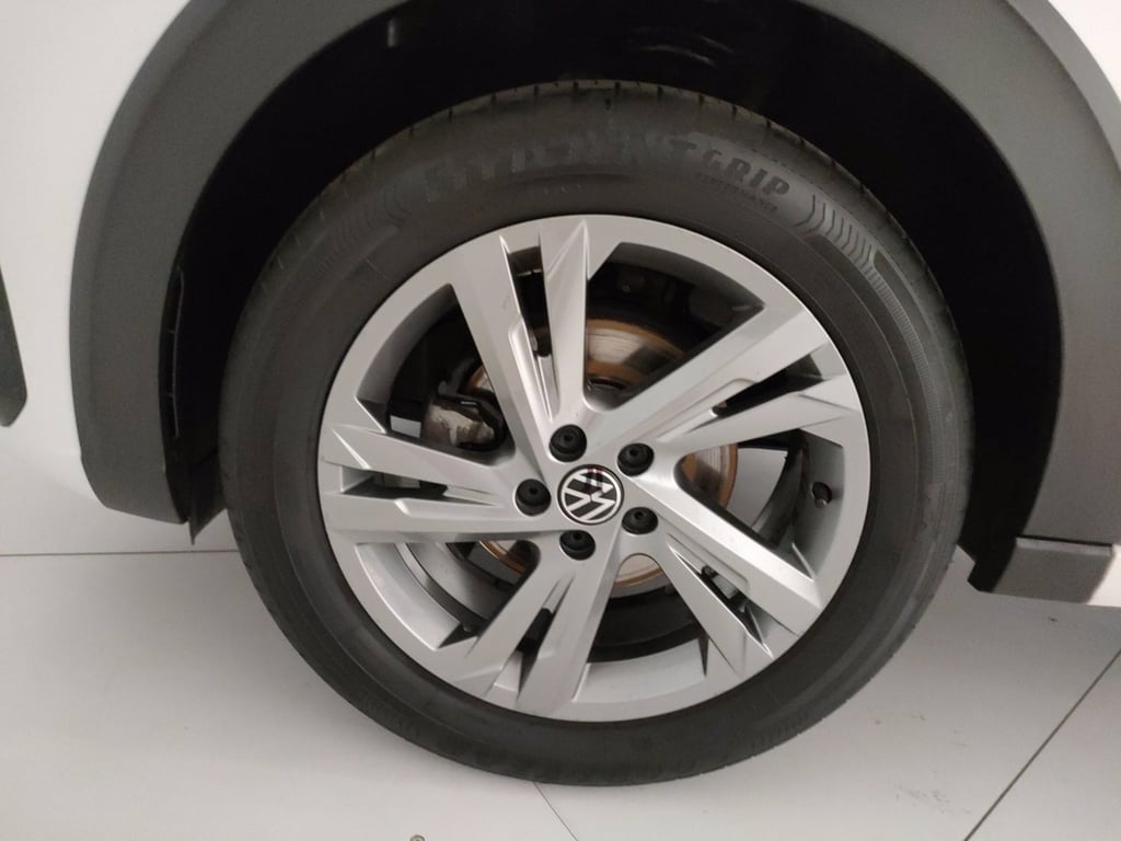 VOLKSWAGEN Taigo 1.0 tsi r-line 110cv