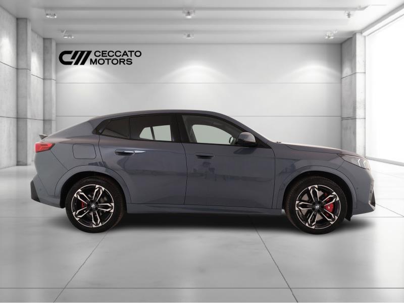 BMW Ix2 edrive 20 msport pro