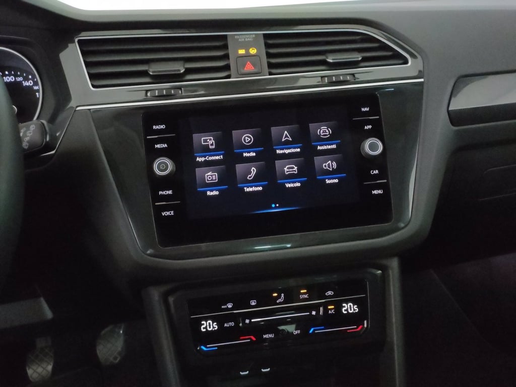 VOLKSWAGEN Tiguan 1.5 tsi life 130cv