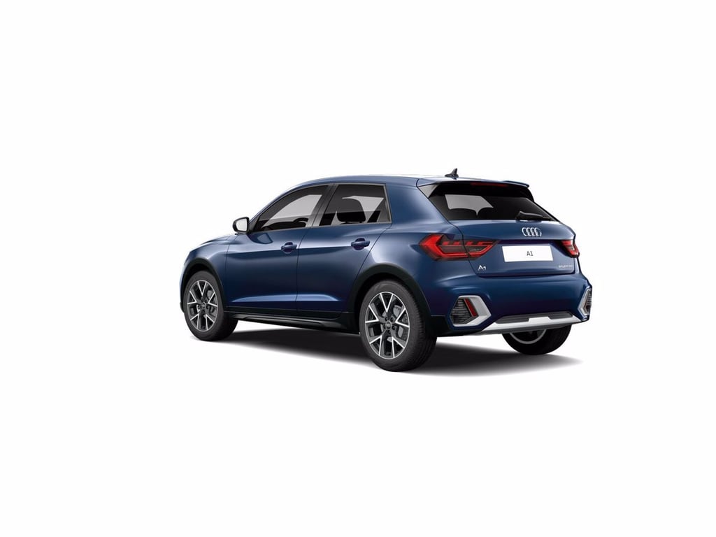 AUDI A1 citycarver 25 1.0 tfsi admired 95cv