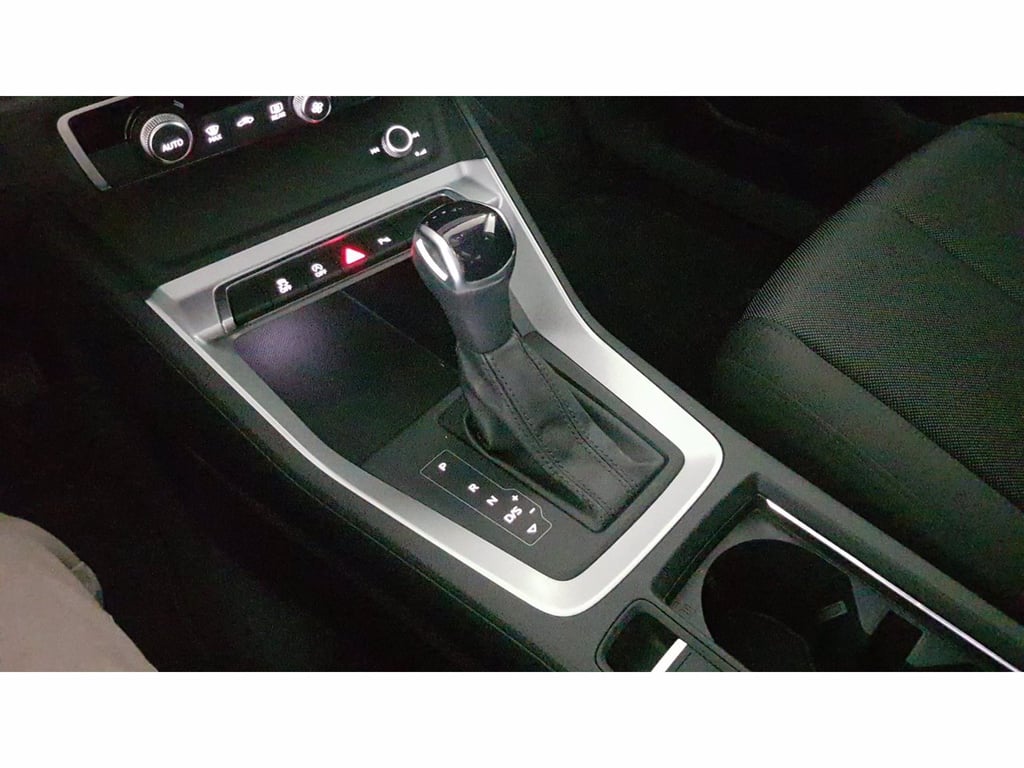 AUDI Q3 35 2.0 tdi s line edition s-tronic