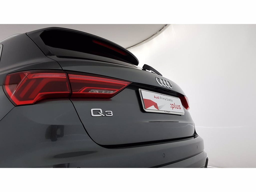 AUDI Q3 35 2.0 tdi s line edition s-tronic