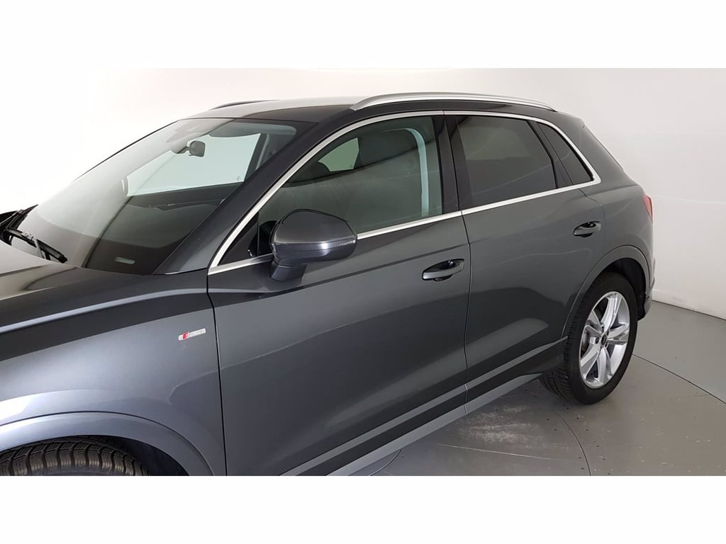 AUDI Q3 35 2.0 tdi s line edition s-tronic