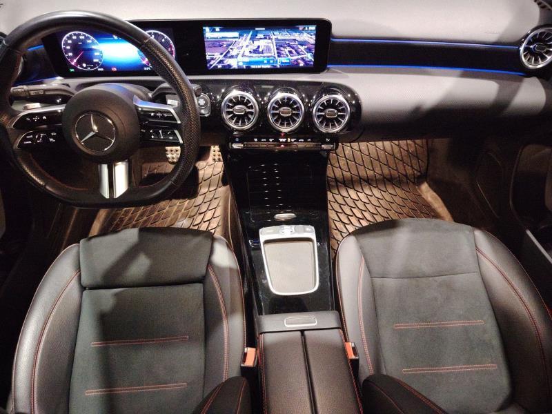 MERCEDES A 180 d amg line premium plus auto