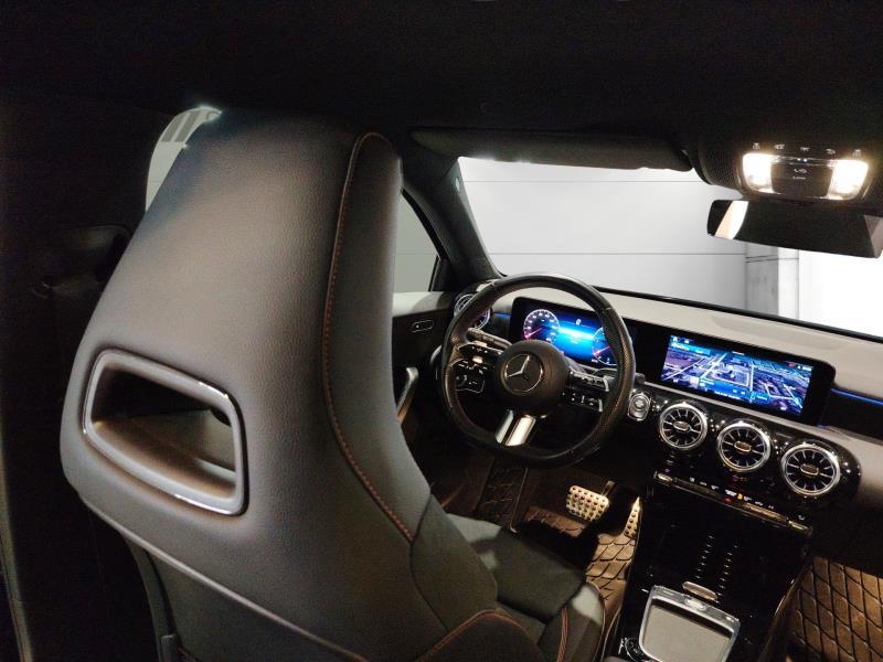 MERCEDES A 180 d amg line premium plus auto