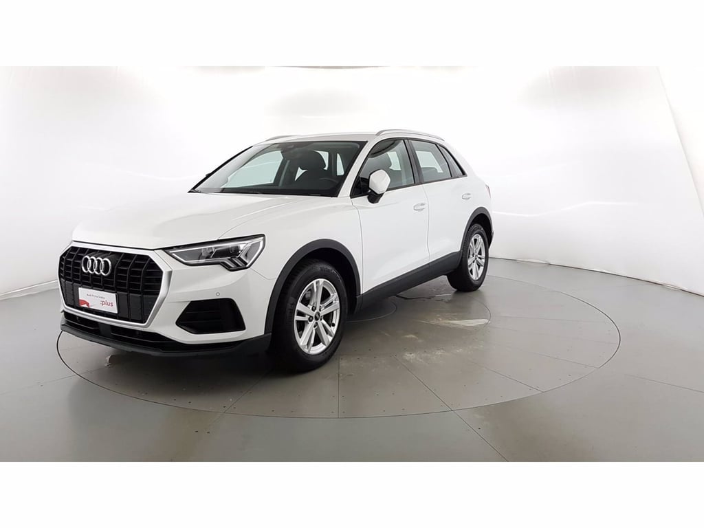 AUDI Q3 35 2.0 tdi business s-tronic