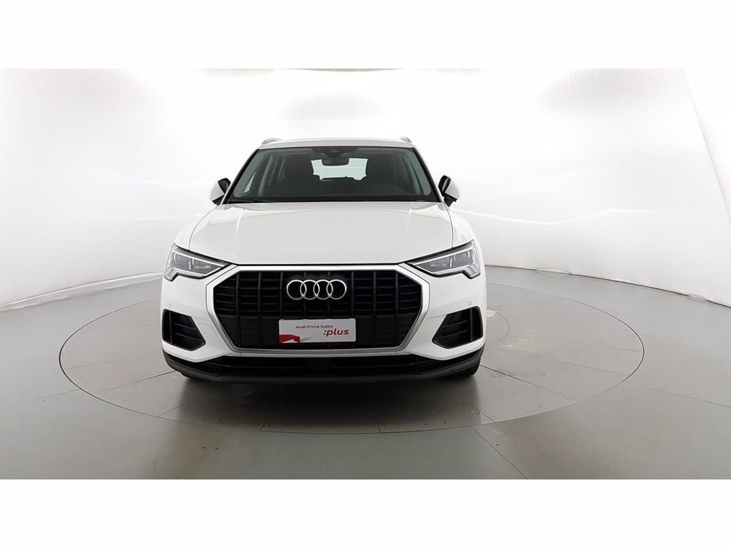 AUDI Q3 35 2.0 tdi business s-tronic