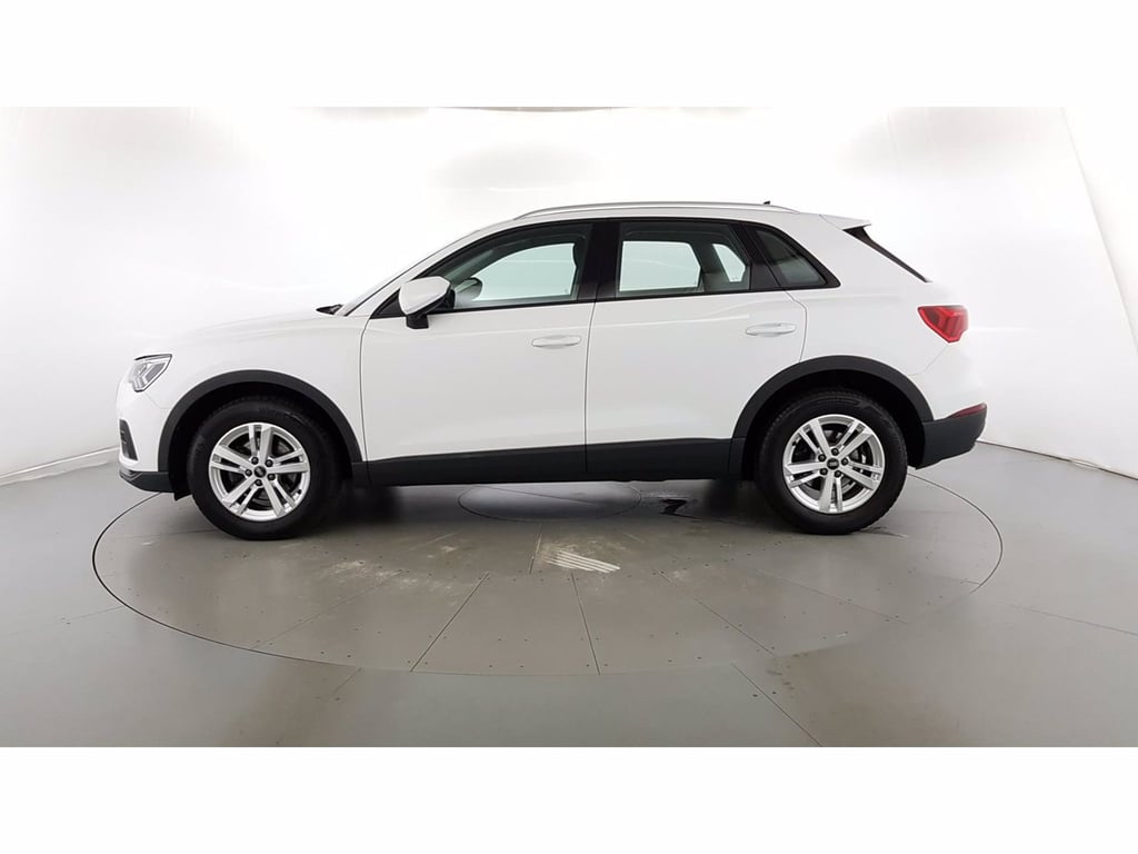 AUDI Q3 35 2.0 tdi business s-tronic